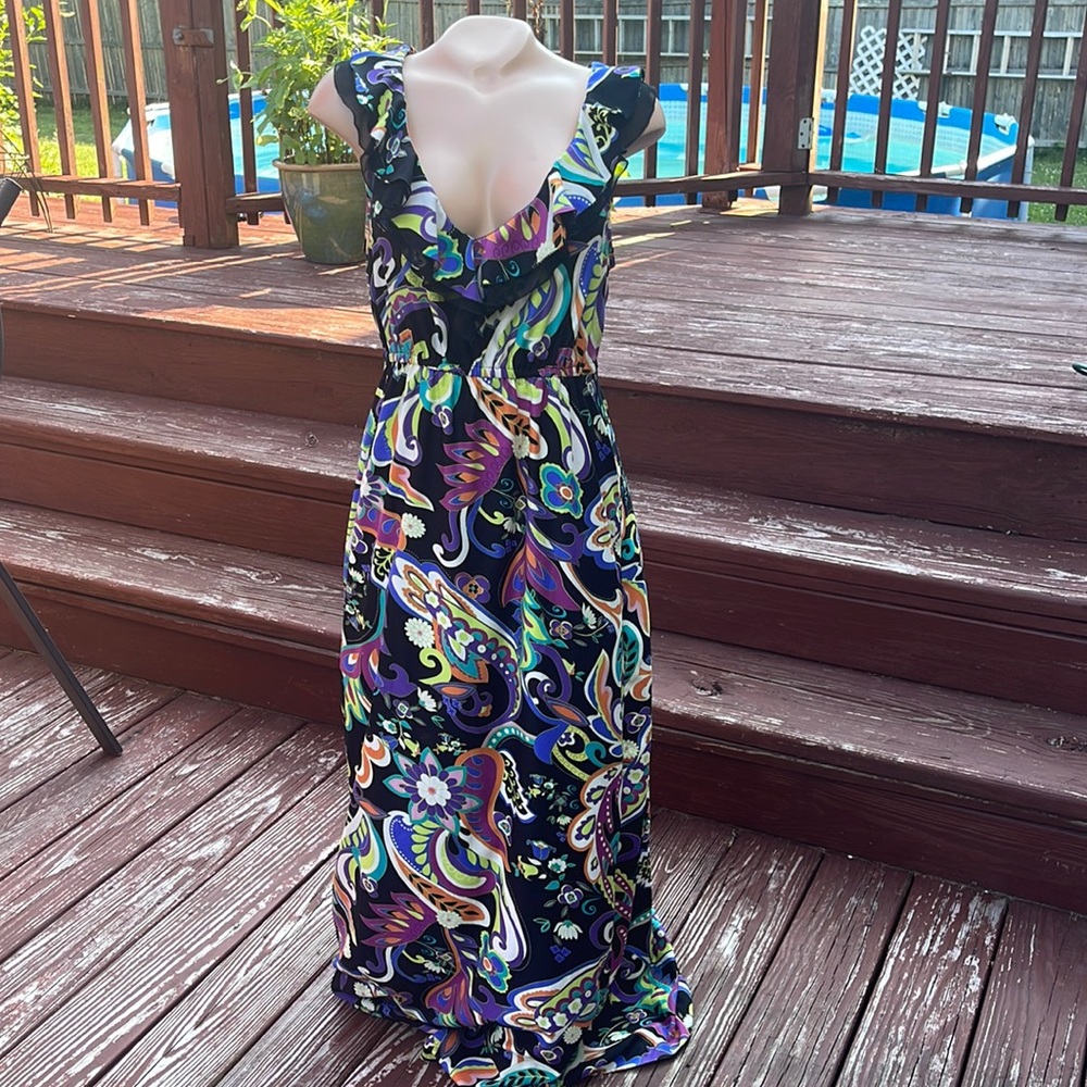 ECI Black Maxi Dress with Multicolor Paisley Print